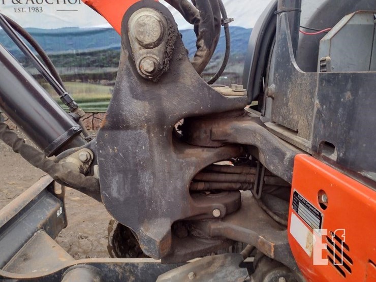 2019-kubota-u55-4-image-26