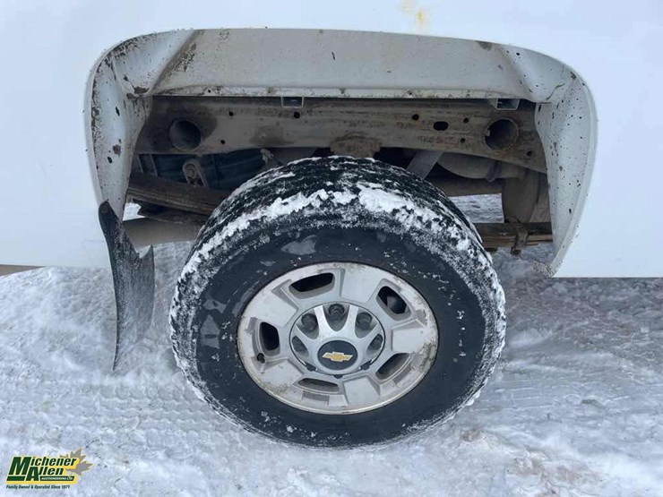 2011-chevrolet-k2500-image-26