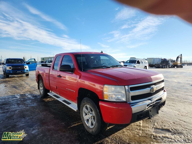 2009-chevrolet-silverado-1500-image-2
