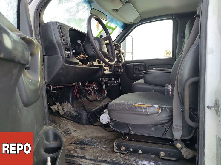 2007-gmc-topkick-c5500-image-9