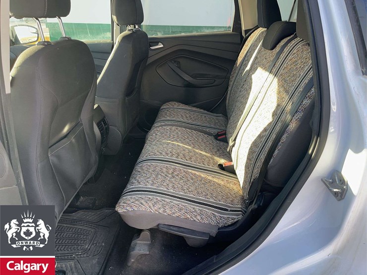 2016-ford-escape-se-image-18