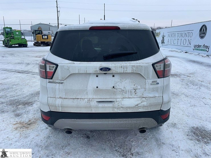 2017-ford-escape-image-4