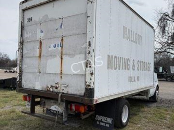 2005-dodge-3500-image-10