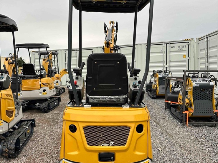 unused-sdle18p-mini-excavator-image-10