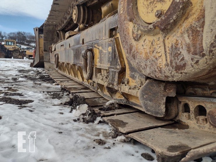 2005-caterpillar-d4g-xl-image-27