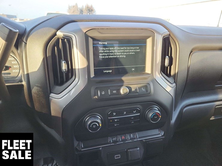 2019-chevrolet-silverado-1500-image-21