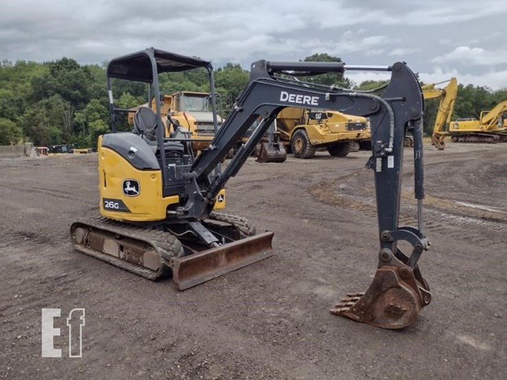 2022-deere-26g-image-47