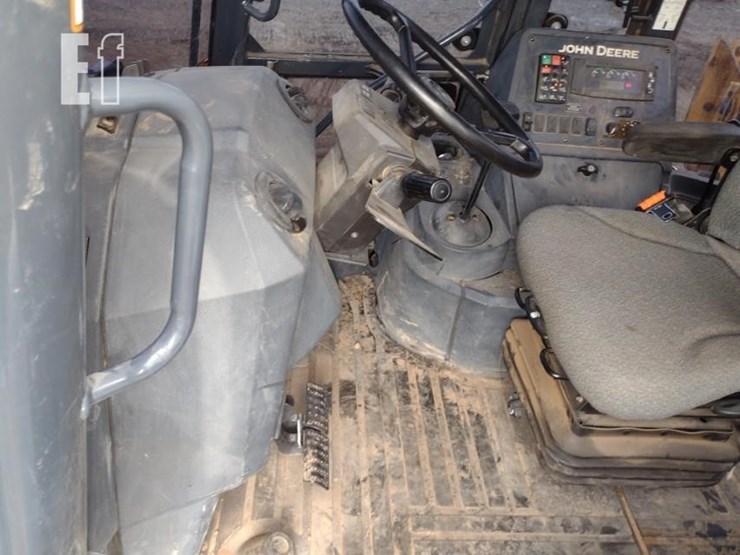 2019-deere-310sl-image-15