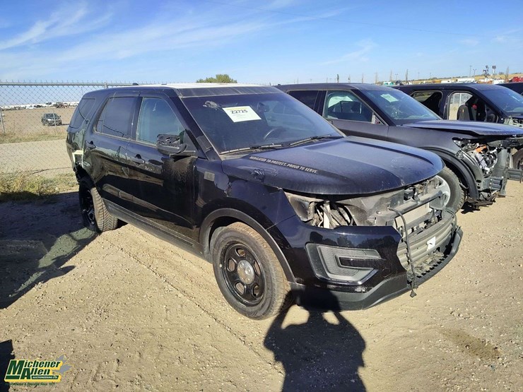 2018-ford-explorer-image-2