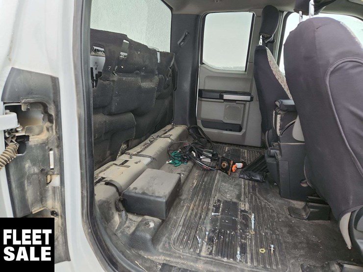 2020-ford-f350-image-18