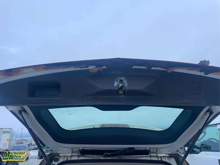 2015-chevrolet-equinox-image-26