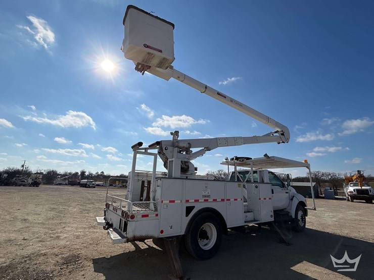 2007-ford-f750-image-3