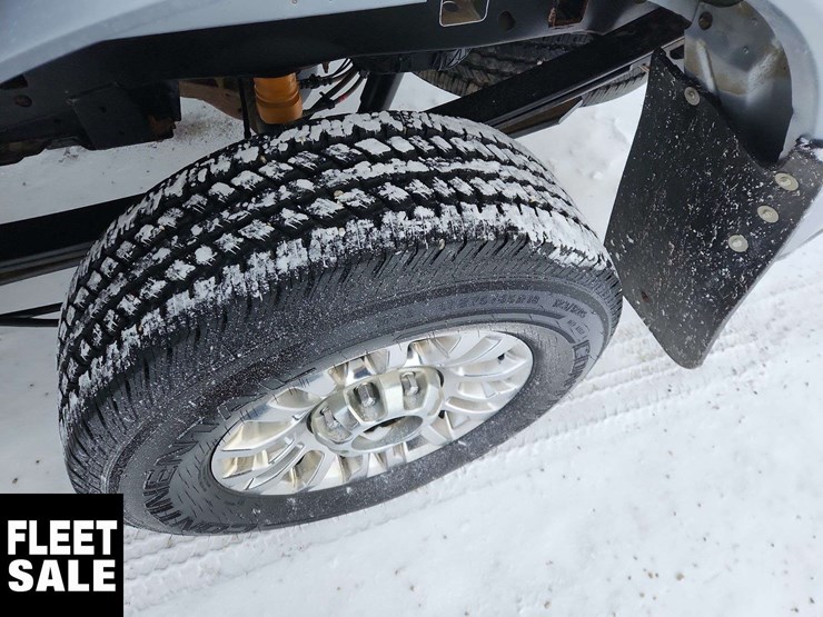 2022-ford-f250-image-11