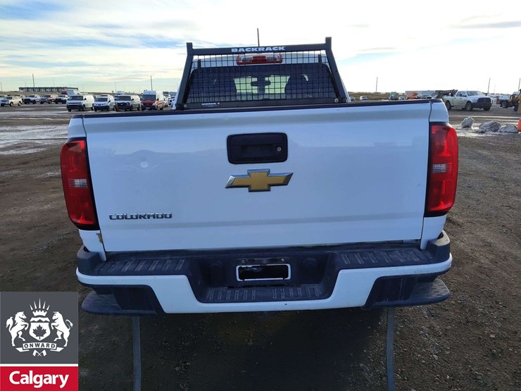 2017-chevrolet-colorado-image-5
