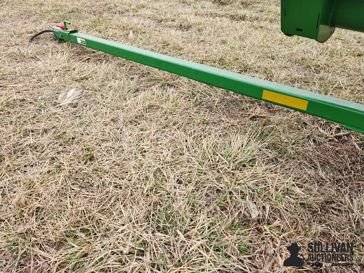 2018-john-deere-630fd-image-11