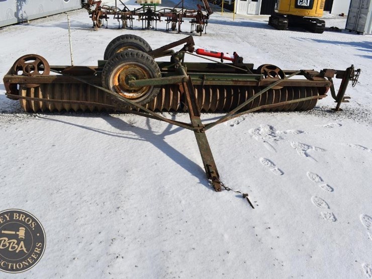 brillion-cultipacker-38990-image-9