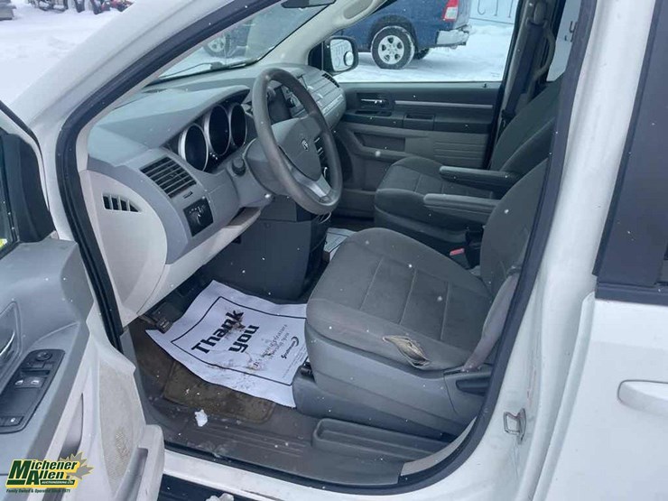 2009-dodge-grand-caravan-se-image-39