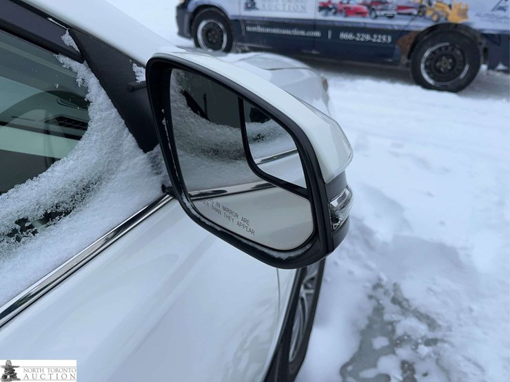 2017-toyota-rav4-image-30