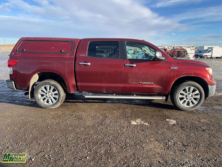 2010-toyota-tundra-image-8