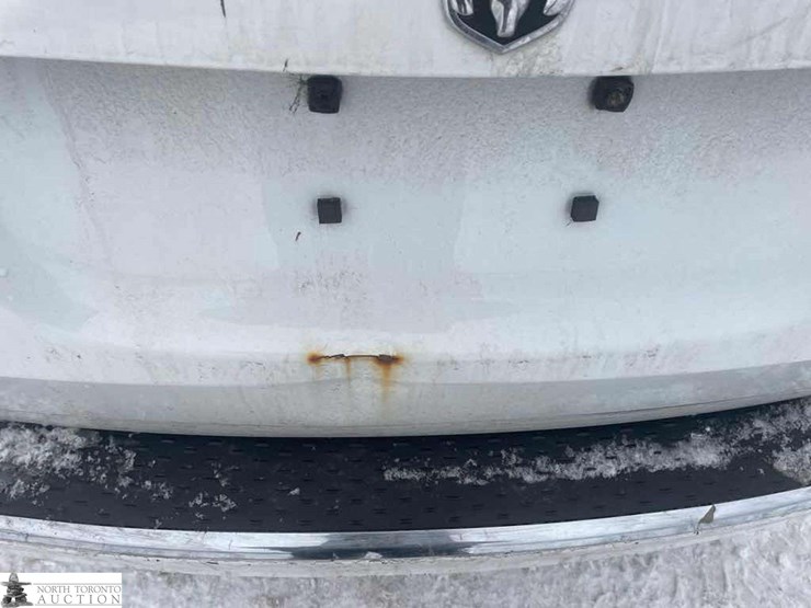 2015-ram-tradesman-image-24