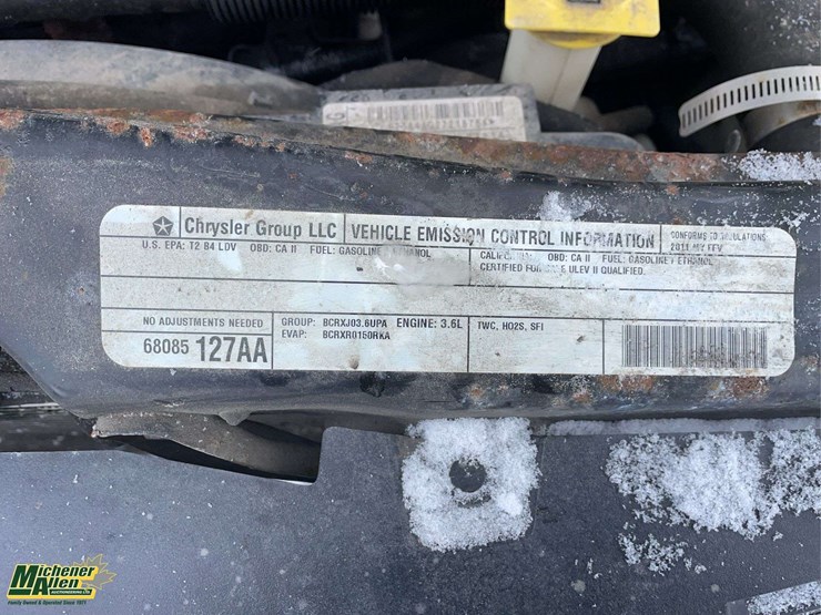 2011-dodge-grand-caravan-image-10