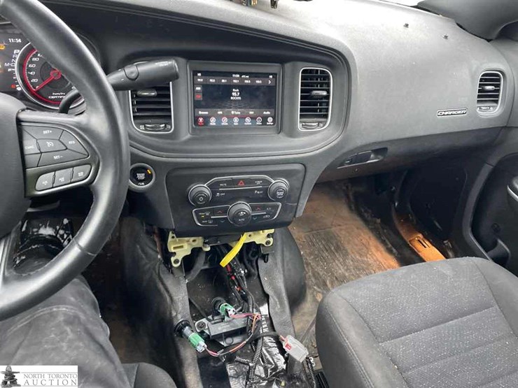 non-operable-2023-dodge-charger-police-image-18