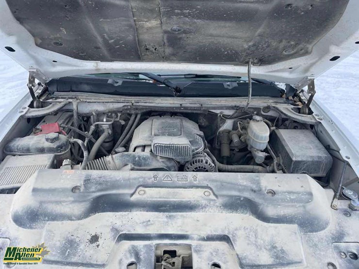 2011-chevrolet-k2500-image-38