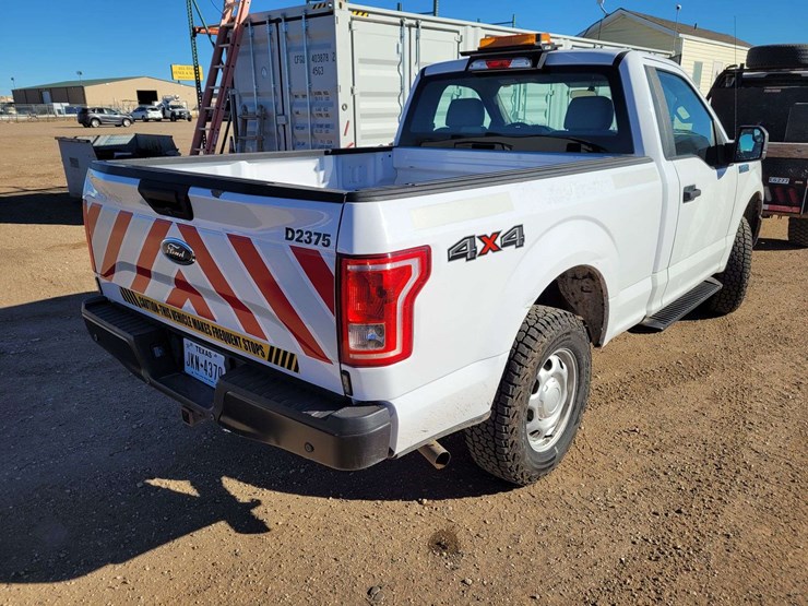 2017-ford-f150-xl-image-3