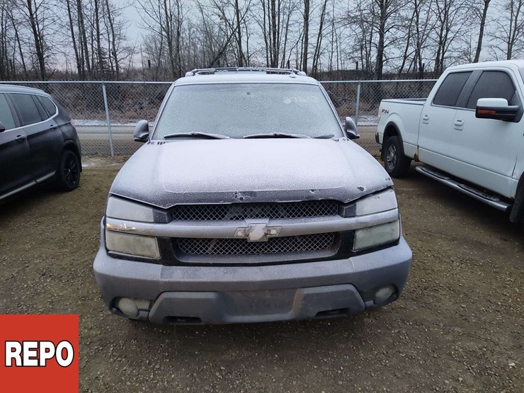 non-operable-2002-chevrolet-avalanche-image-5