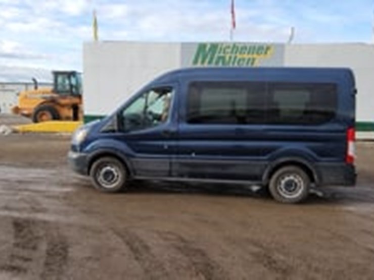 2019-ford-transit-image-5