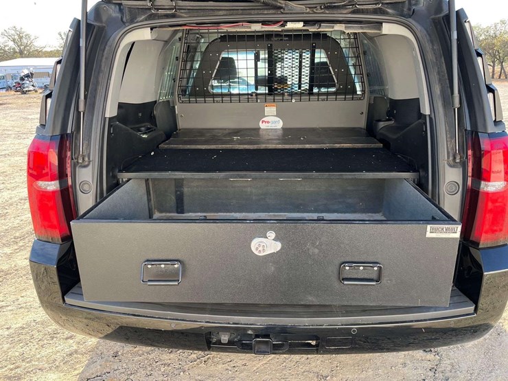 2019-chevrolet-tahoe-image-21