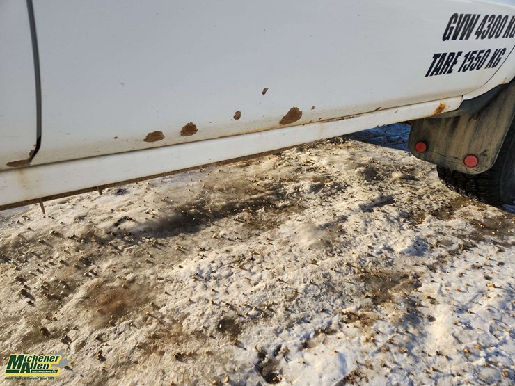 2015-chevrolet-silverado-2500hd-image-47