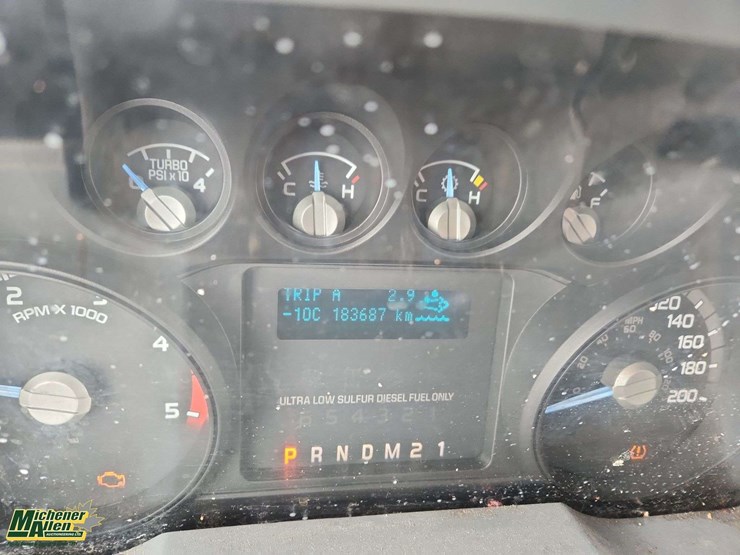 2014-ford-f350-image-23