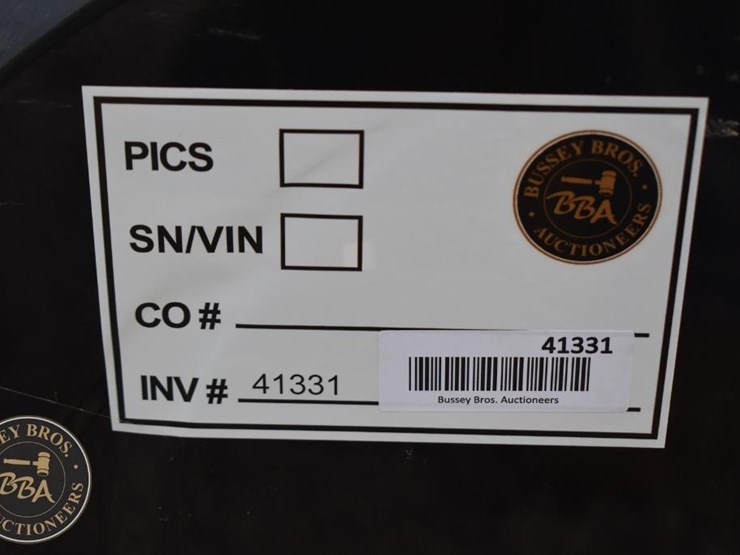 poulan-pro-24-inch-snow-blower-41331-image-17