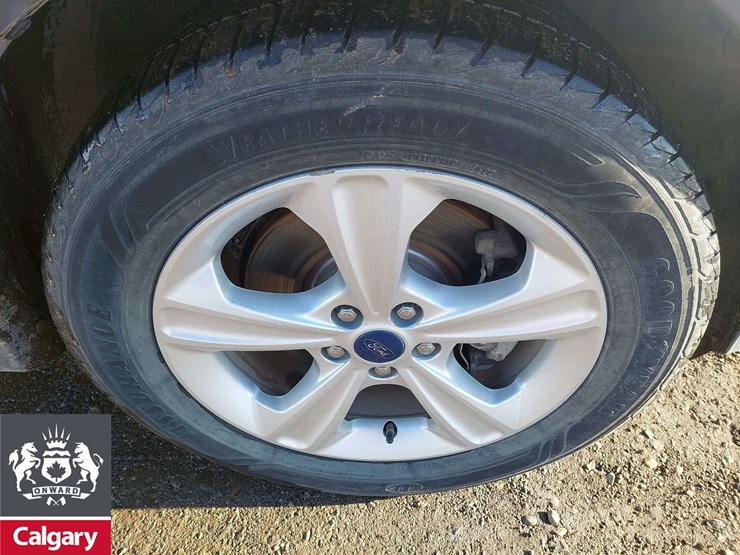 2016-ford-escape-image-13