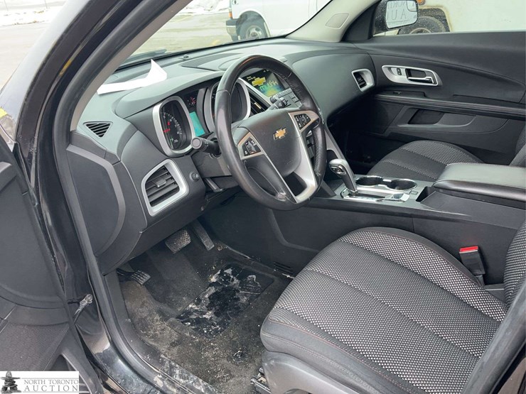 2014-chevrolet-equinox-image-27