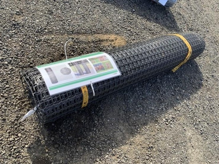 unused-4.9ft-x-164ft-plastic-mesh-safety-fencing-image-1