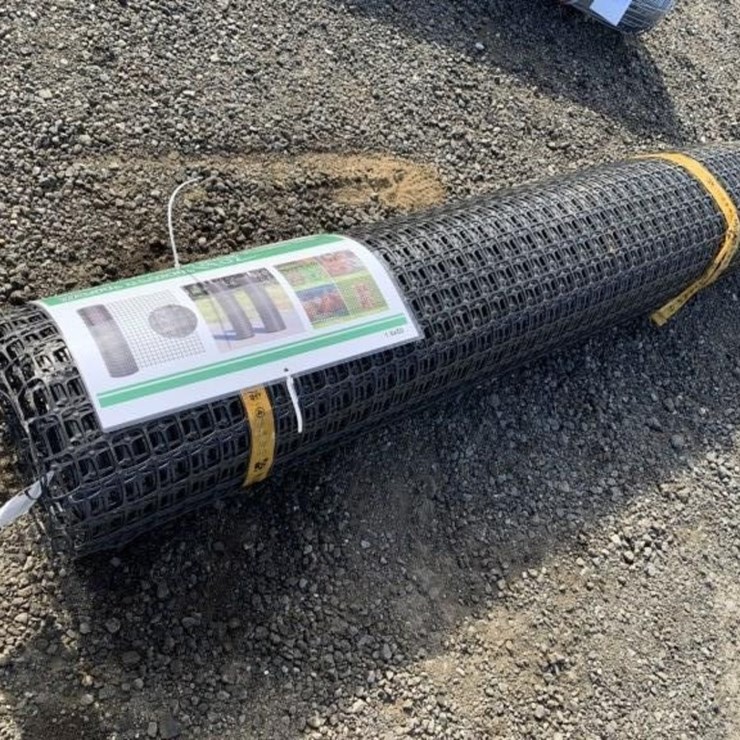 Unused 4.9ft x 164ft Plastic Mesh Safety Fencing