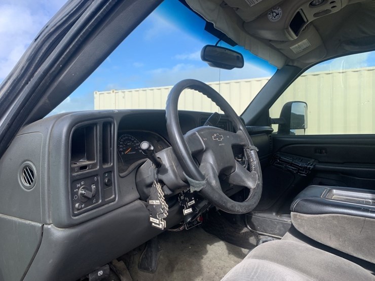 2007-chevrolet-2500hd-image-8