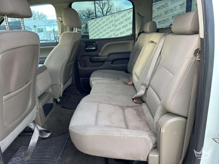 2014-chevrolet-silverado-1500-image-18