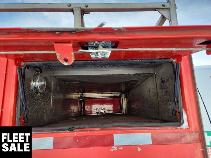 2009-ford-f550-image-42