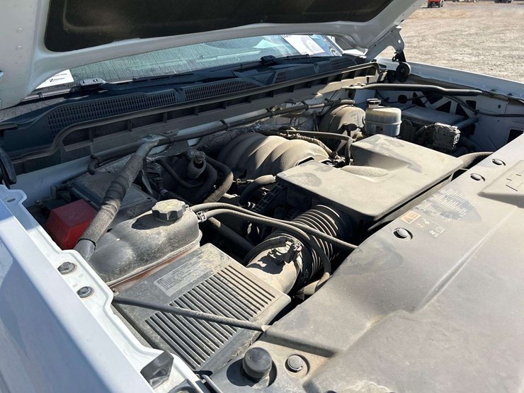 2016-chevrolet-silverado-1500-image-10