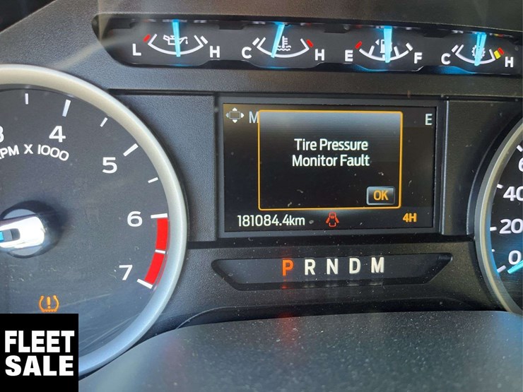 2021-ford-f350-image-21