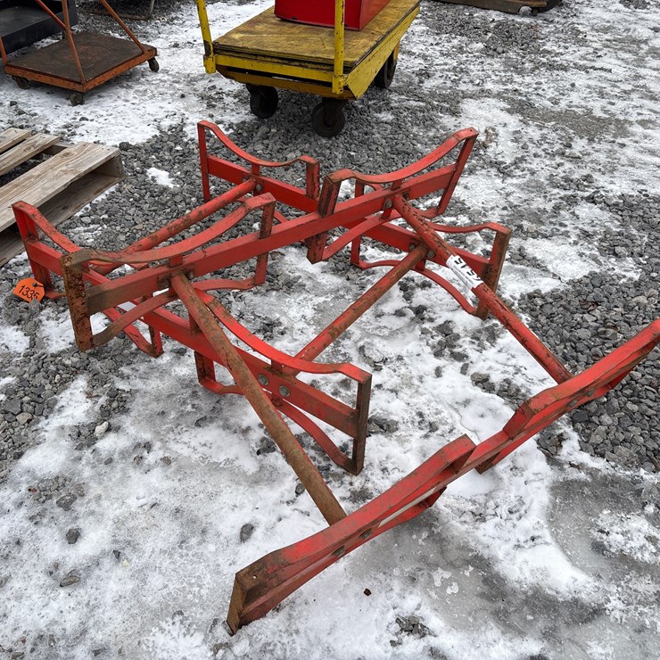 #6545 • E1. (2) Drum holder