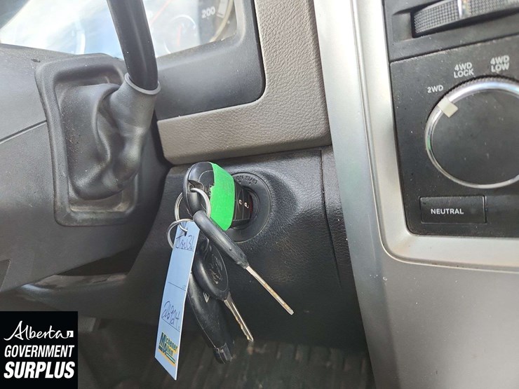 2011-dodge-2500-image-22