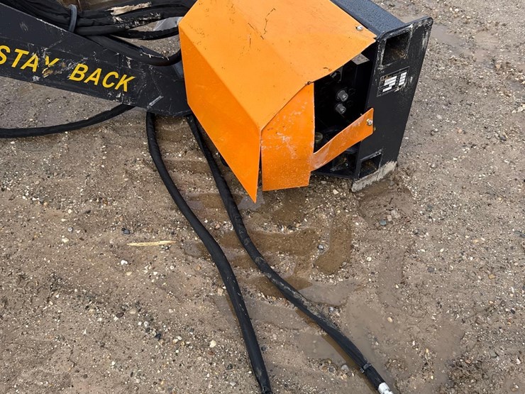 2770---skid-steer-articulating-brush-cutter---48"-image-3