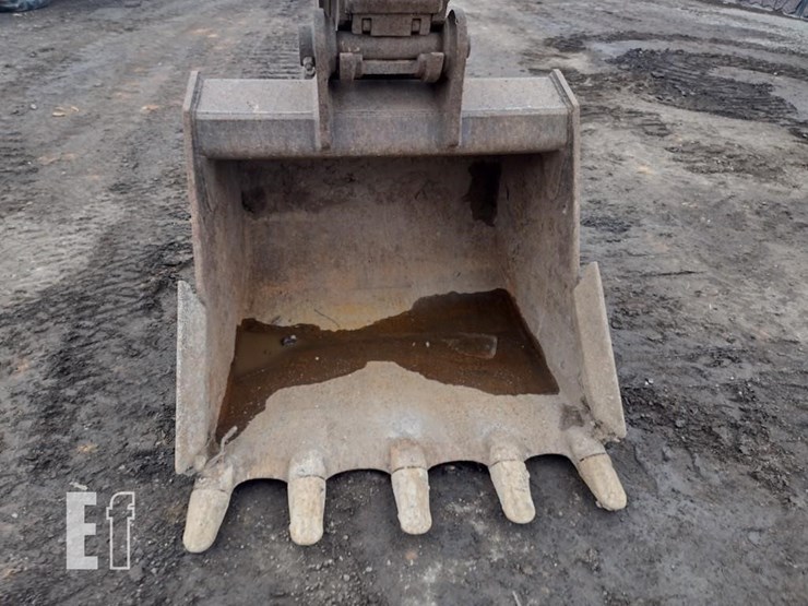 case-cx145d-msr-image-17