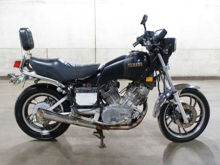 1982-yamaha-xv920-virago-motorcycle-image-4