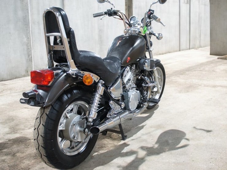 1993-kawasaki-vn750-vulcan-motorcycle-image-3