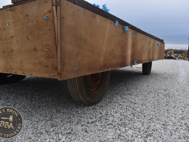 hay-wagon-38988-image-12